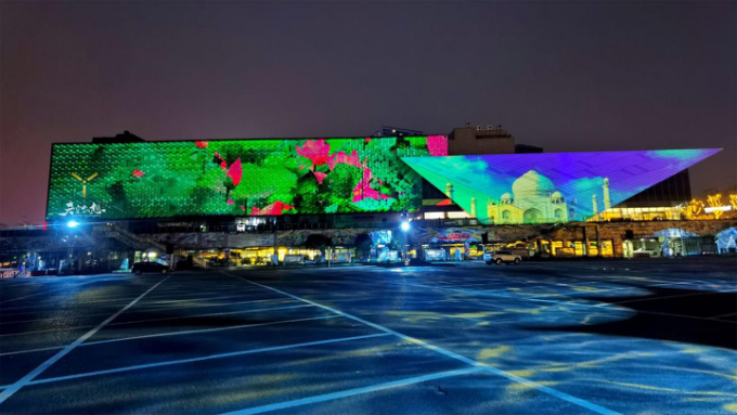 寸灘國(guó)際絲路花街建筑光影秀于7月1日開(kāi)街上演啦！(圖8)